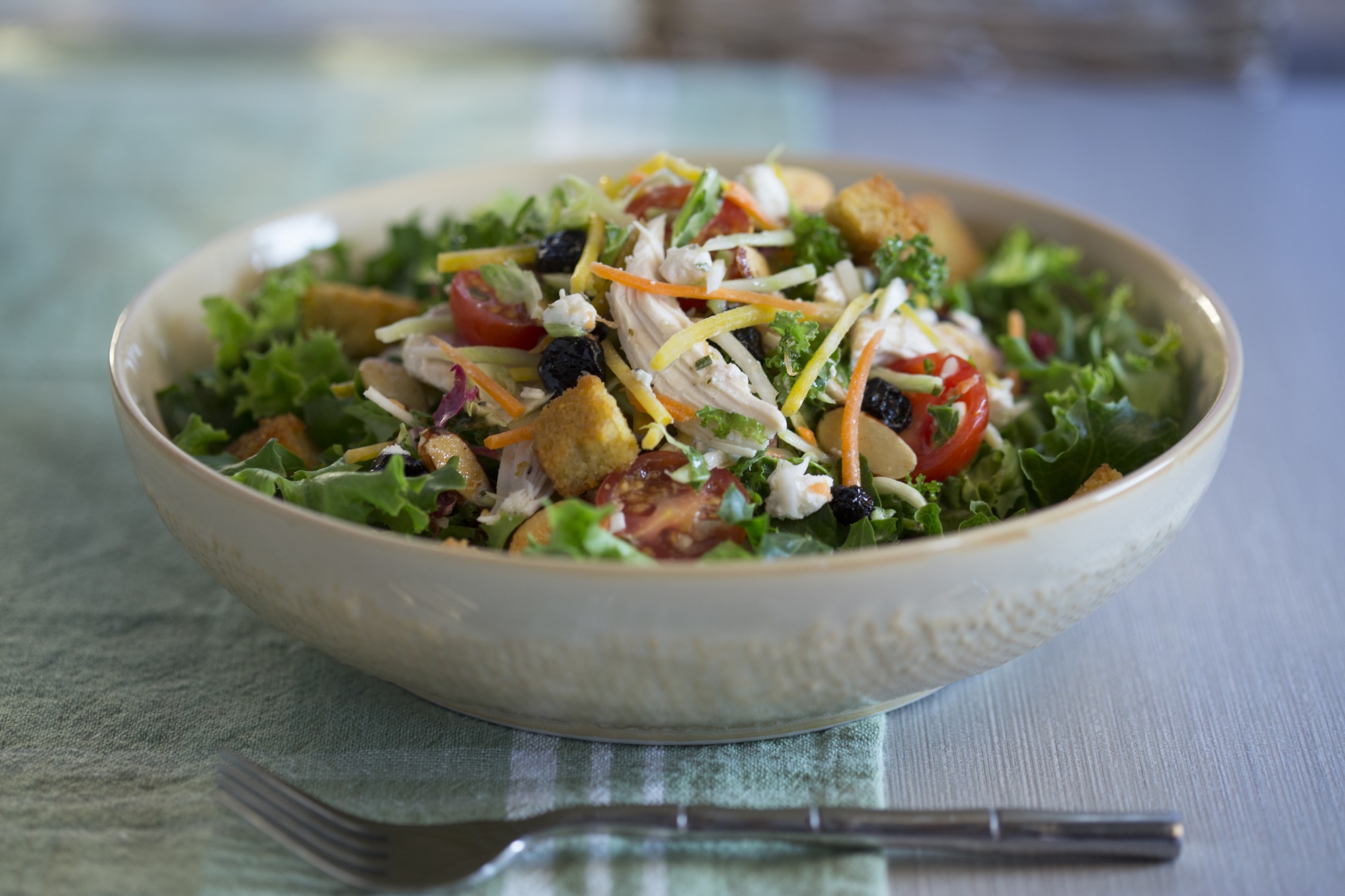 Farmer's Chopped Salad with Veggie Power Blend Foodservice by Mann