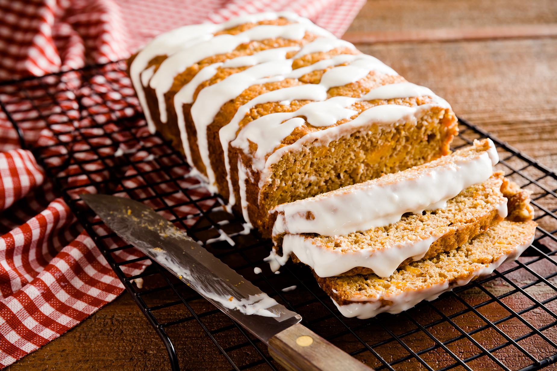 How to make Almond cream cheese glaze