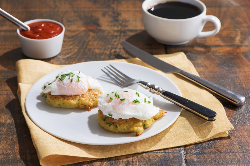 Cauliflower "Rice" Fritters with Poached Eggs Mann's Fresh Vegetables